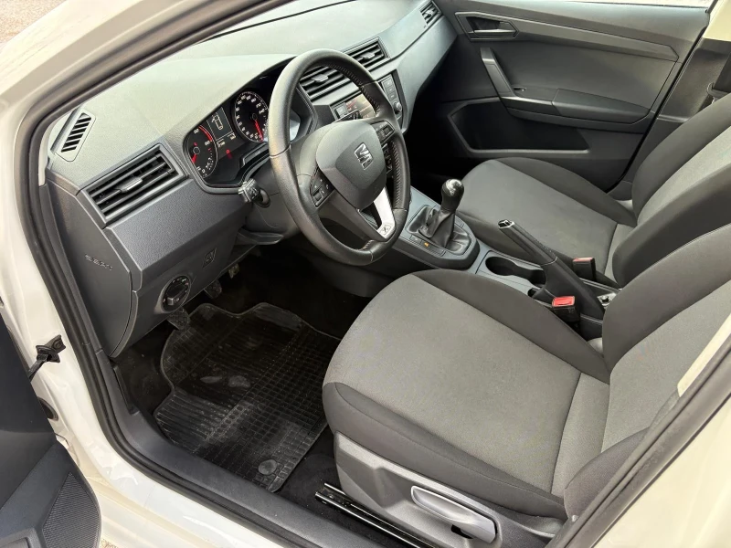 Seat Ibiza 1.6 d, снимка 6 - Автомобили и джипове - 53035458