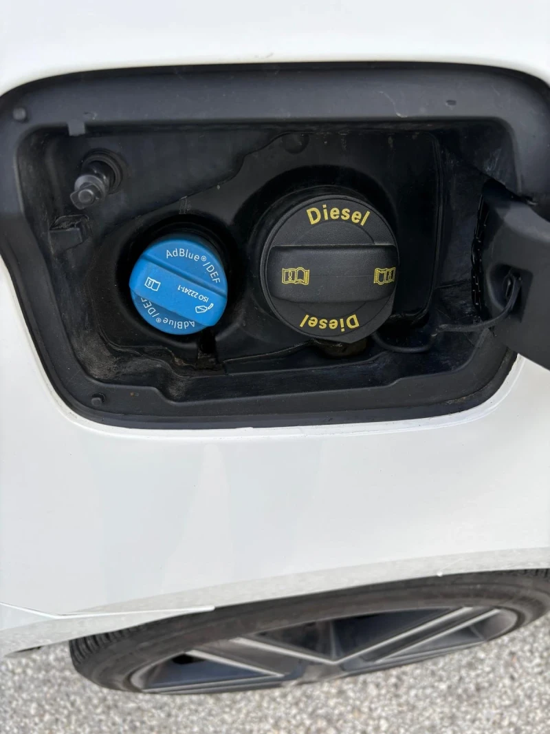 Seat Ibiza 1.6 d, снимка 13 - Автомобили и джипове - 53035458