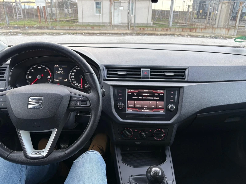 Seat Ibiza 1.6 d, снимка 8 - Автомобили и джипове - 53035458
