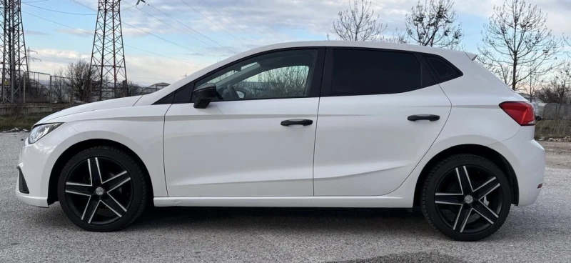 Seat Ibiza 1.6 d, снимка 4 - Автомобили и джипове - 53035458