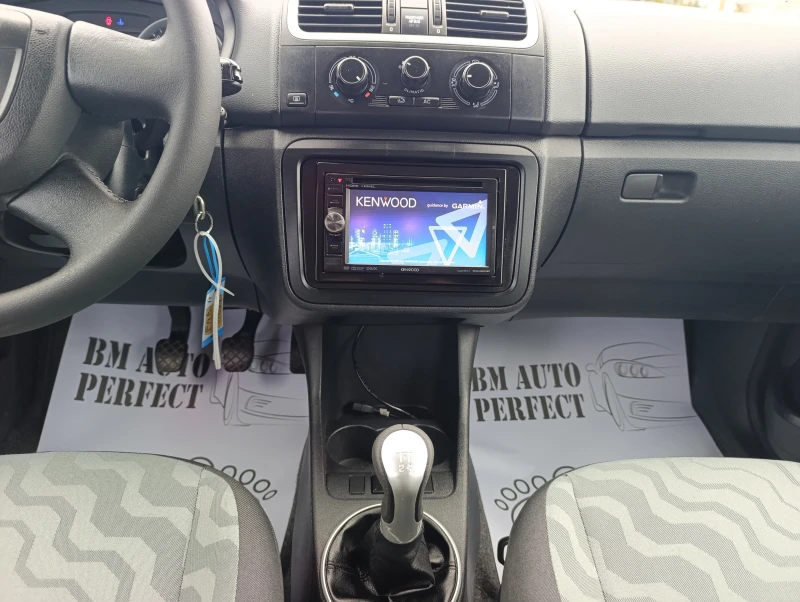 Skoda Fabia 1.4TDi-80кс., снимка 13 - Автомобили и джипове - 53045693