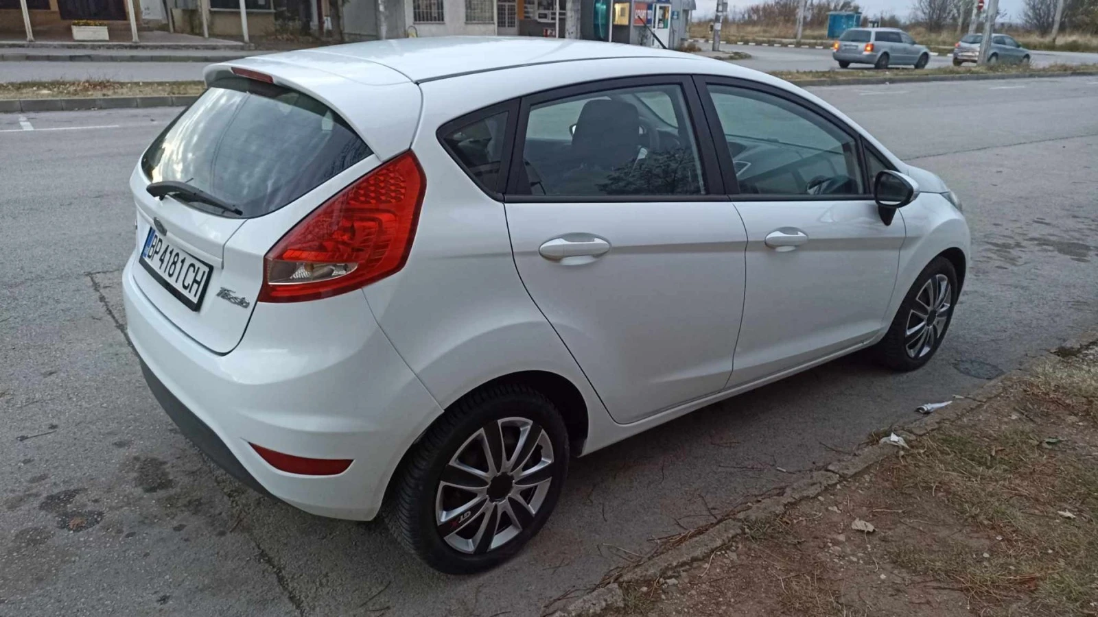 Ford Fiesta Дизел 1.4 - изображение 5