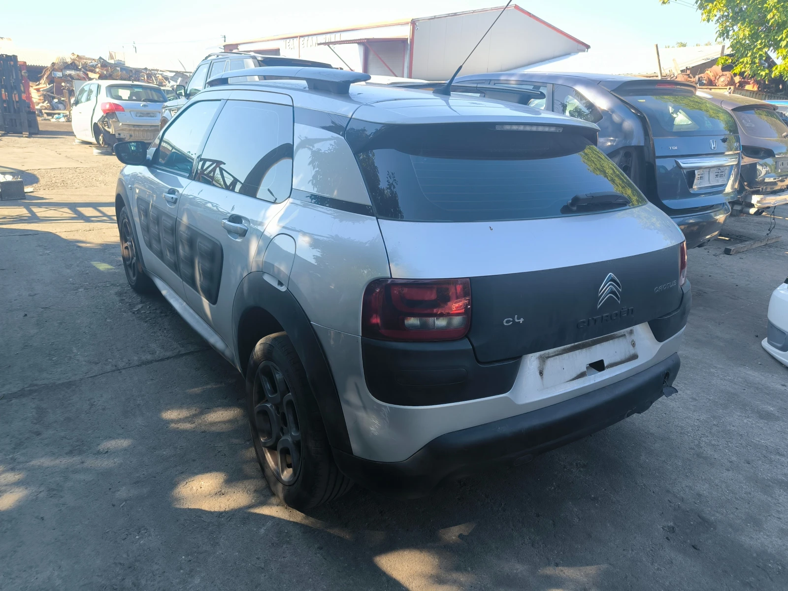 Citroen C4 Cactus 1.6hdi - изображение 4