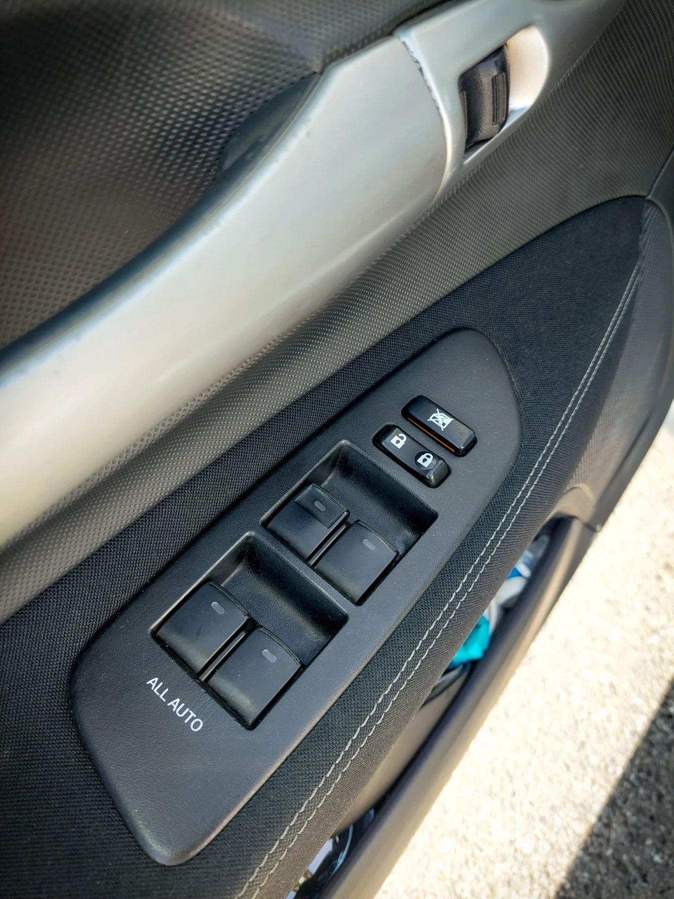 Toyota Auris Toyota Auris Facelift 1.33 VVT-i Start/Stop | Mobile.bg   15