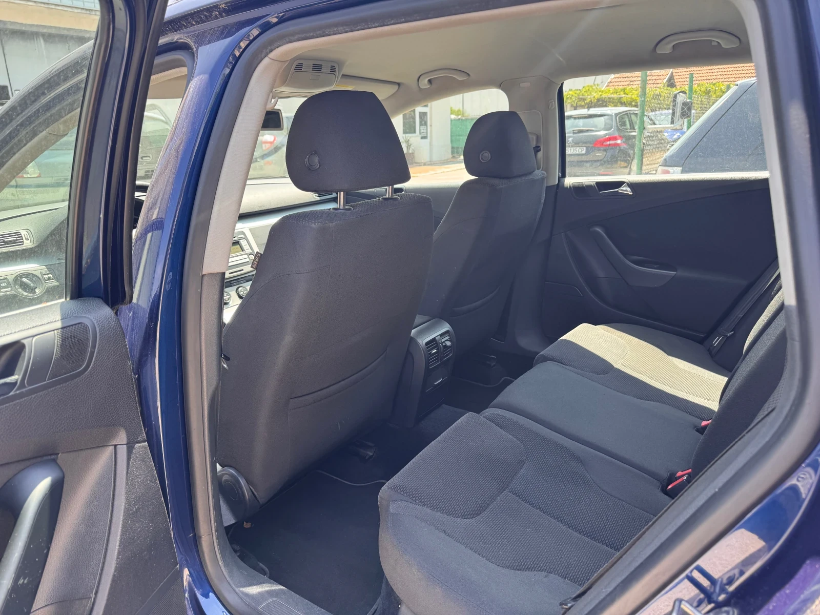 VW Passat 2.0 TDI / 4x4 - изображение 8