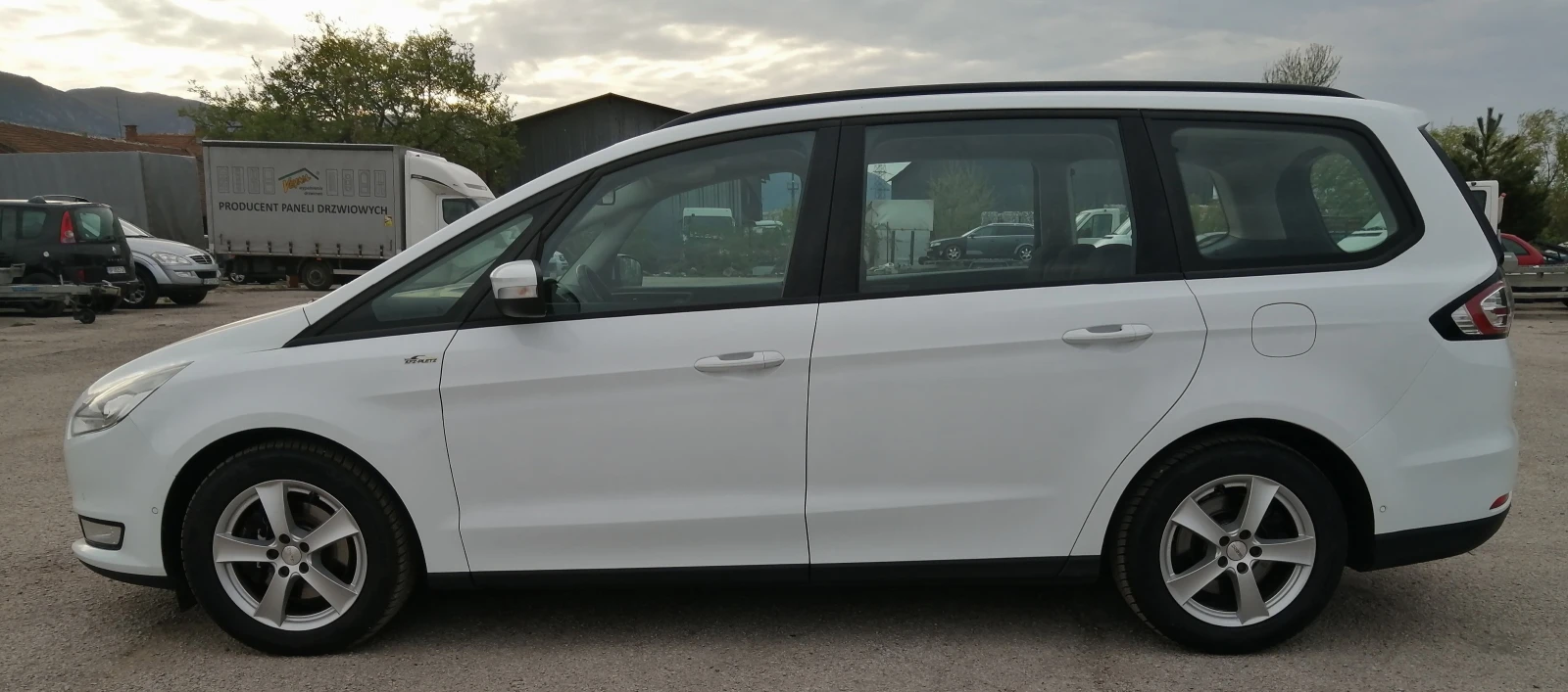 Ford Galaxy 2.0 HDI - изображение 5