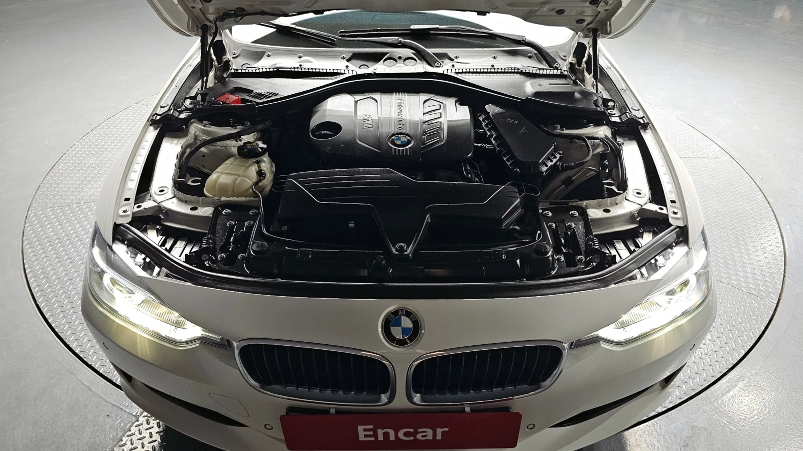 BMW 320 3 Series (F30) 320D - изображение 6