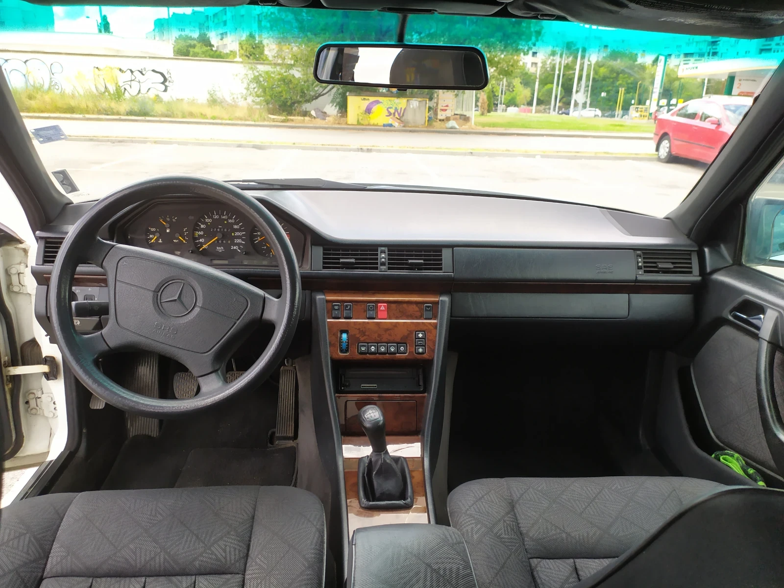 Mercedes-Benz 124 2.0 бензин 16v - изображение 9