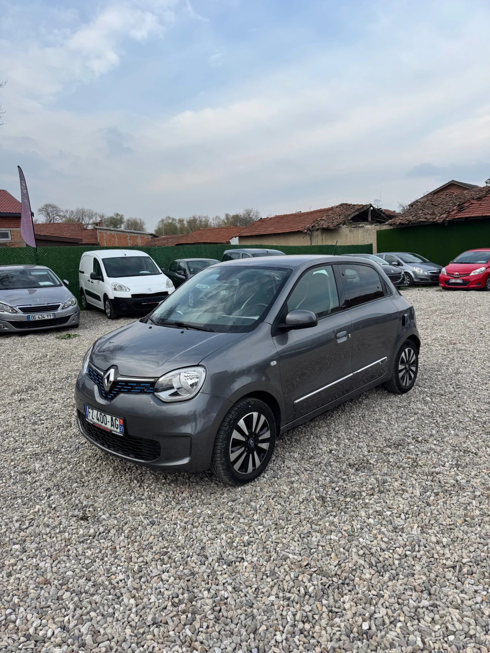 Renault Twingo EV 22kw Като нова - изображение 2