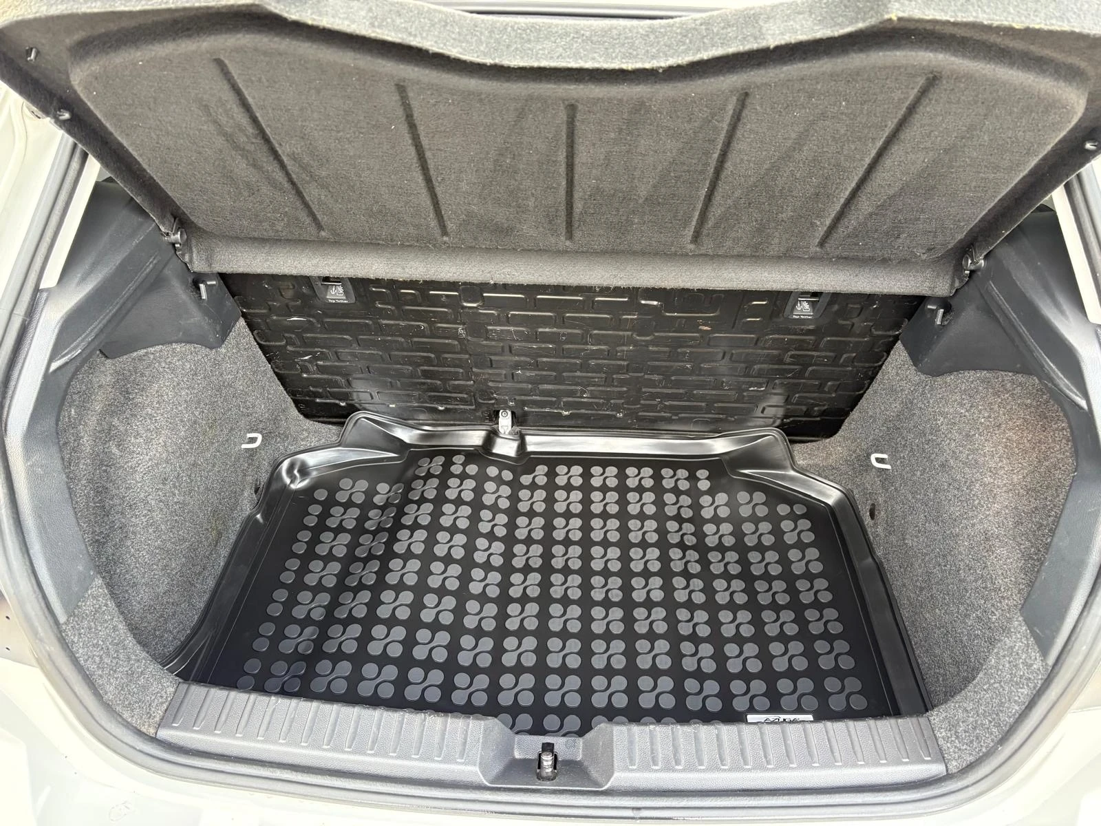 Seat Ibiza 1.6 d | Mobile.bg � ����������� 10