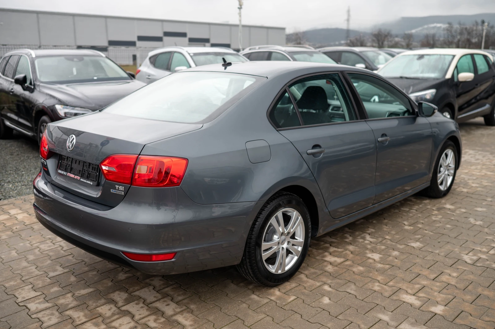 VW Jetta бензин* TSI* 105кс* седан - изображение 7