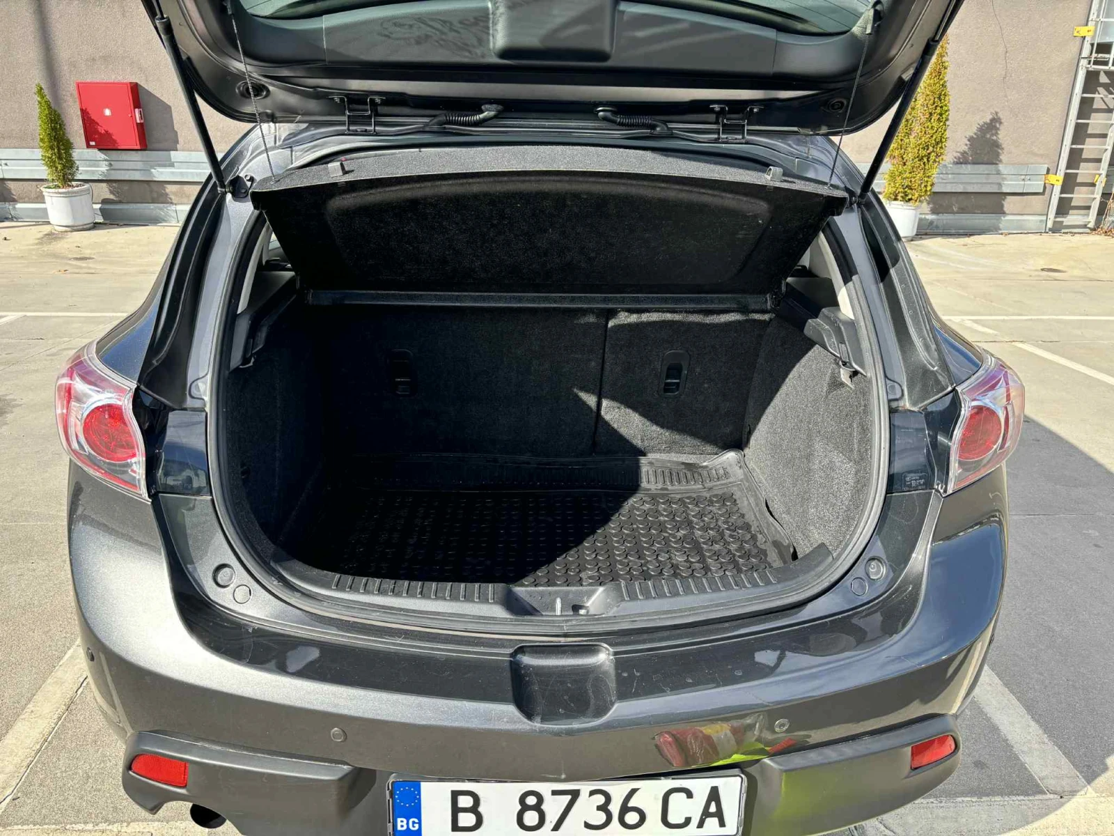 Mazda 3 MZR BL, снимка 9 - Автомобили и джипове - 53993454
