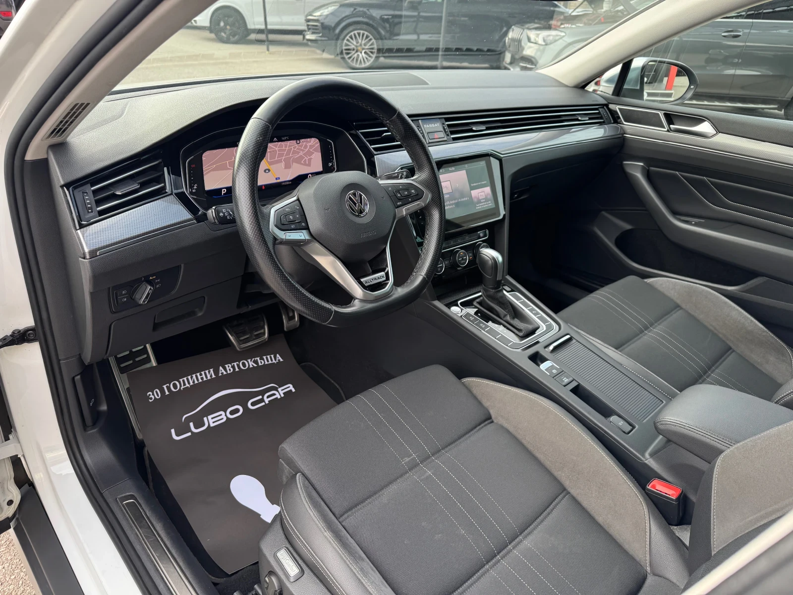 VW Alltrack 2.0TDI-190кс.-FACELIFT-KEYLESS-CAMERA-DISTRONIC, снимка 10 - Автомобили и джипове - 53999826