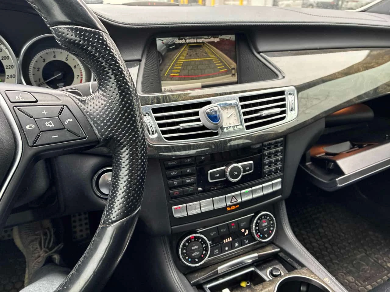 Mercedes-Benz CLS 550 * ��������� * �������� ������ * ������ | Mobile.bg � ����������� 9
