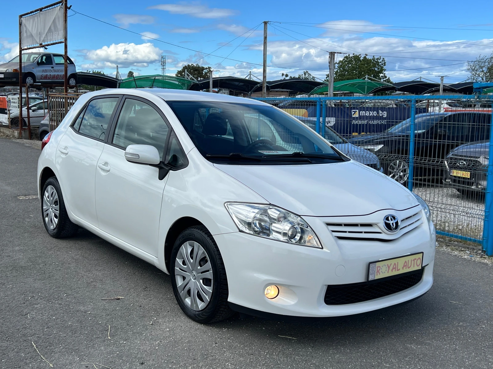 Toyota Auris ������-�����-��� | Mobile.bg � ����������� 3