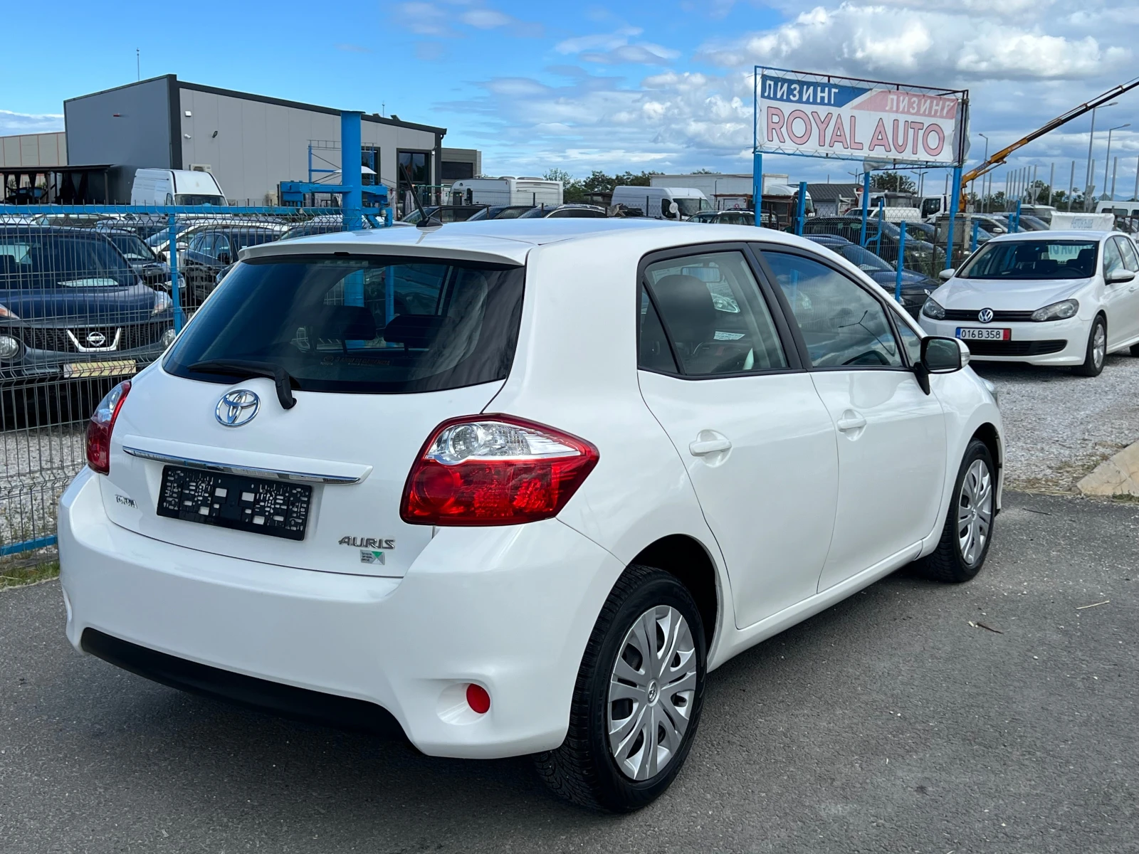 Toyota Auris ������-�����-��� | Mobile.bg � ����������� 4