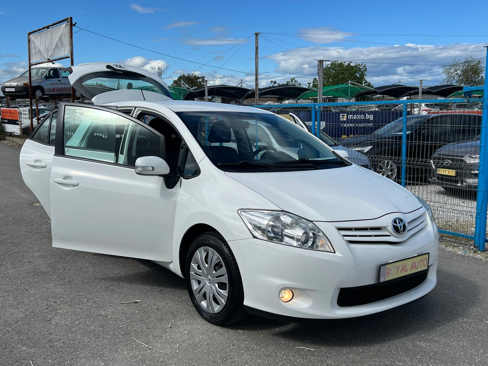 Toyota Auris ������-�����-��� | Mobile.bg � ����������� 16