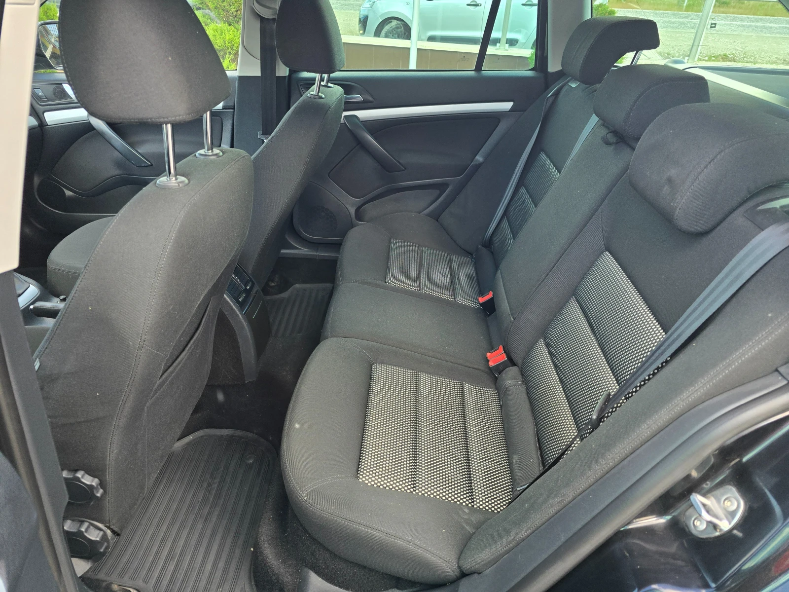 Skoda Octavia 2, 0 TDI SCOUT !! НАВИГАЦИЯ !!! , снимка 14 - Автомобили и джипове - 54806004