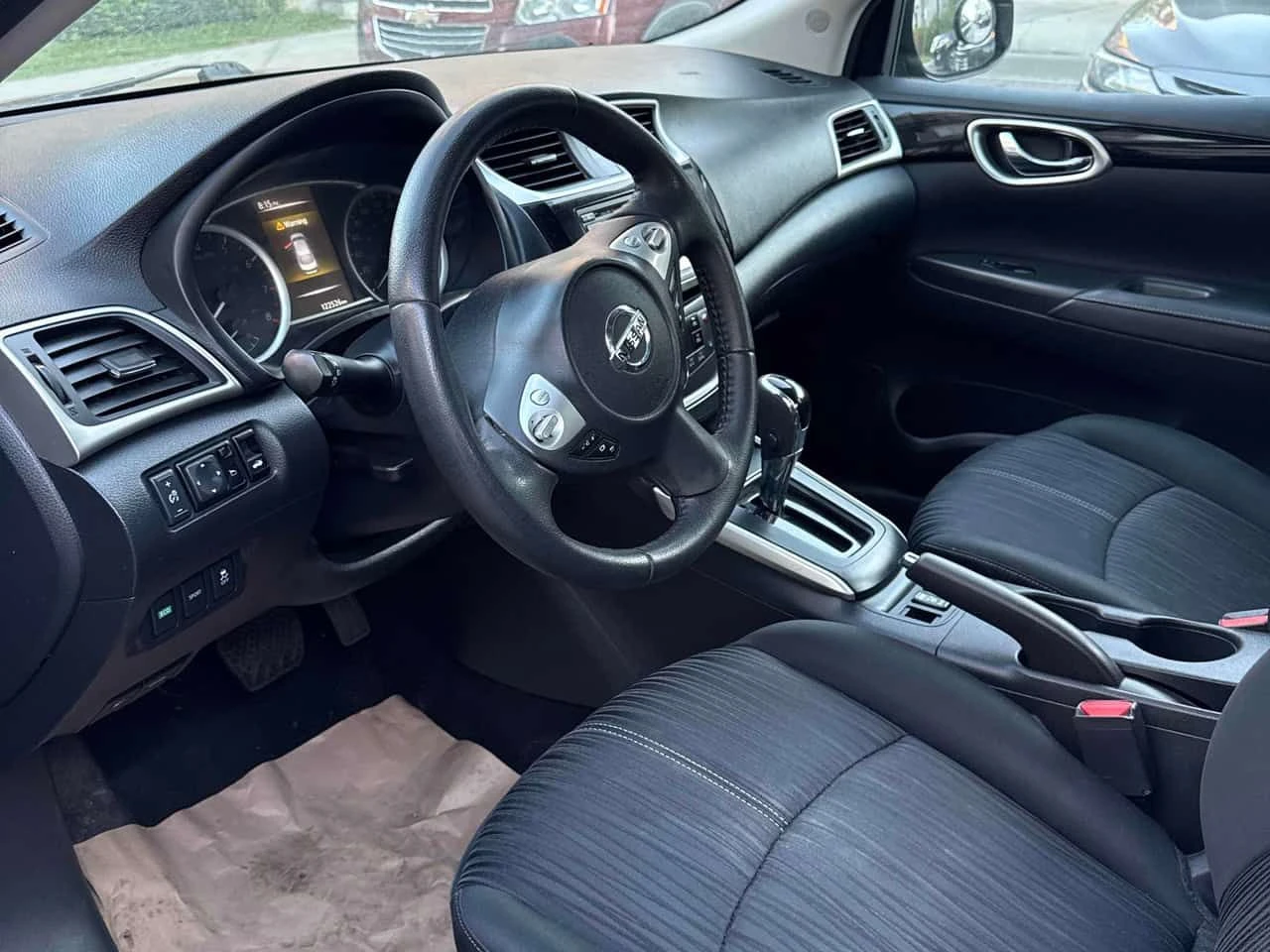 Nissan Sentra * SV CVT * АВТОКРЕДИТ БЕЗ ПЪРВОНАЧАЛНА ВНОСКА* , снимка 5 - Автомобили и джипове - 54807192