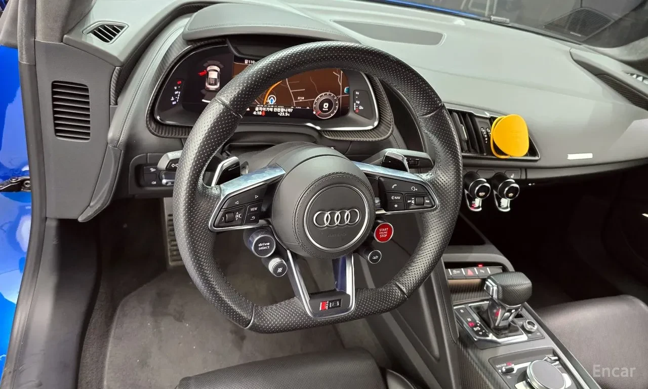 Audi R8 5.2 V10 Plus Coupe| V10| QUATTRO| LED| VIRTUAL COC, снимка 12 - Автомобили и джипове - 55010993
