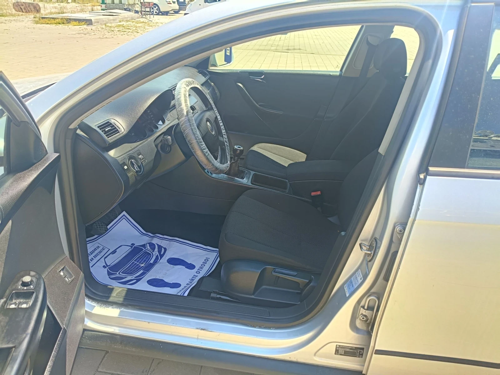 VW Passat 1.9 TDI 105, снимка 6 - Автомобили и джипове - 55075795