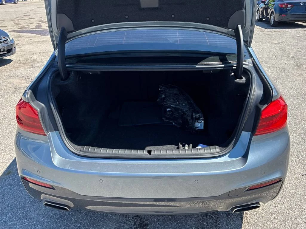 BMW 530 | HARMAN KARDON | ПОДГРЕВ | ШИБИДАХ | HUD | CARFAX, снимка 6 - Автомобили и джипове - 55228559