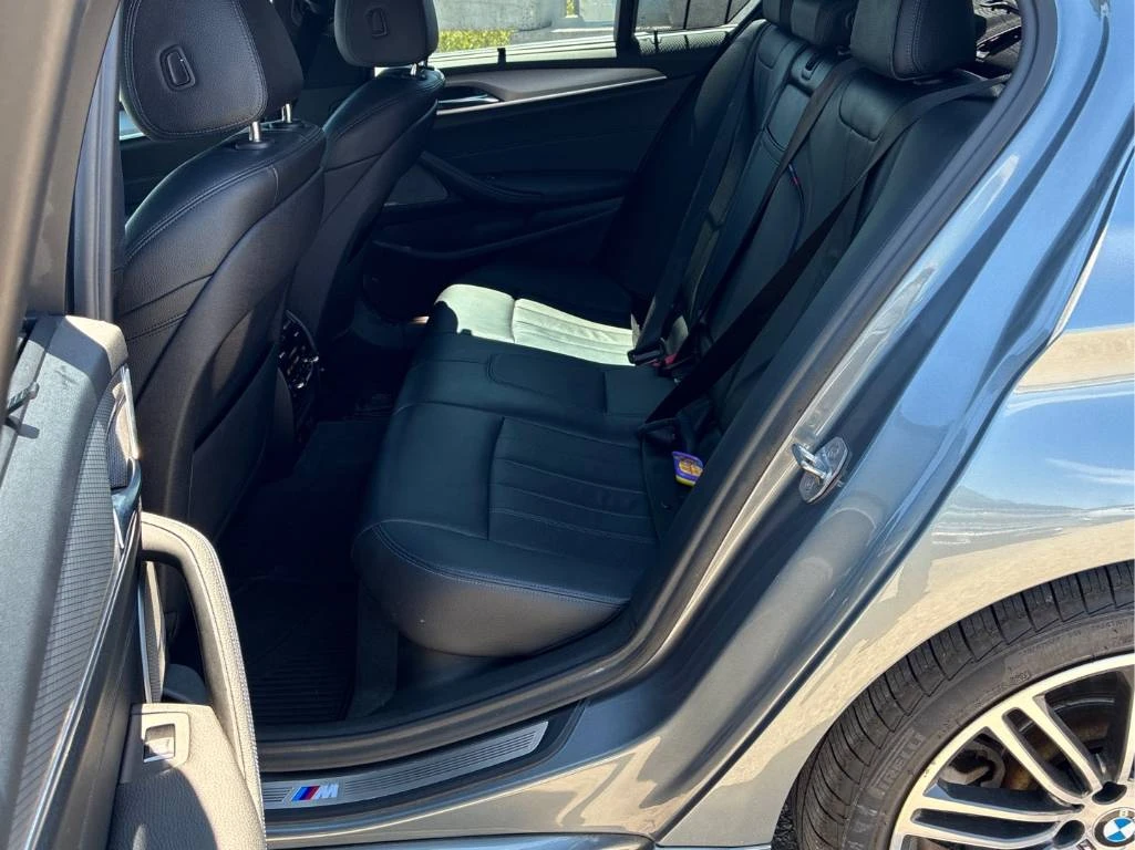 BMW 530 | HARMAN KARDON | ПОДГРЕВ | ШИБИДАХ | HUD | CARFAX, снимка 12 - Автомобили и джипове - 55228559