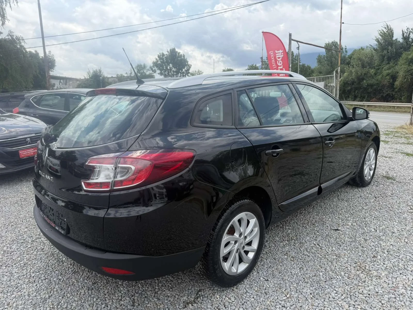 Renault Megane 1.2t/116к.с, снимка 2 - Автомобили и джипове - 55378669
