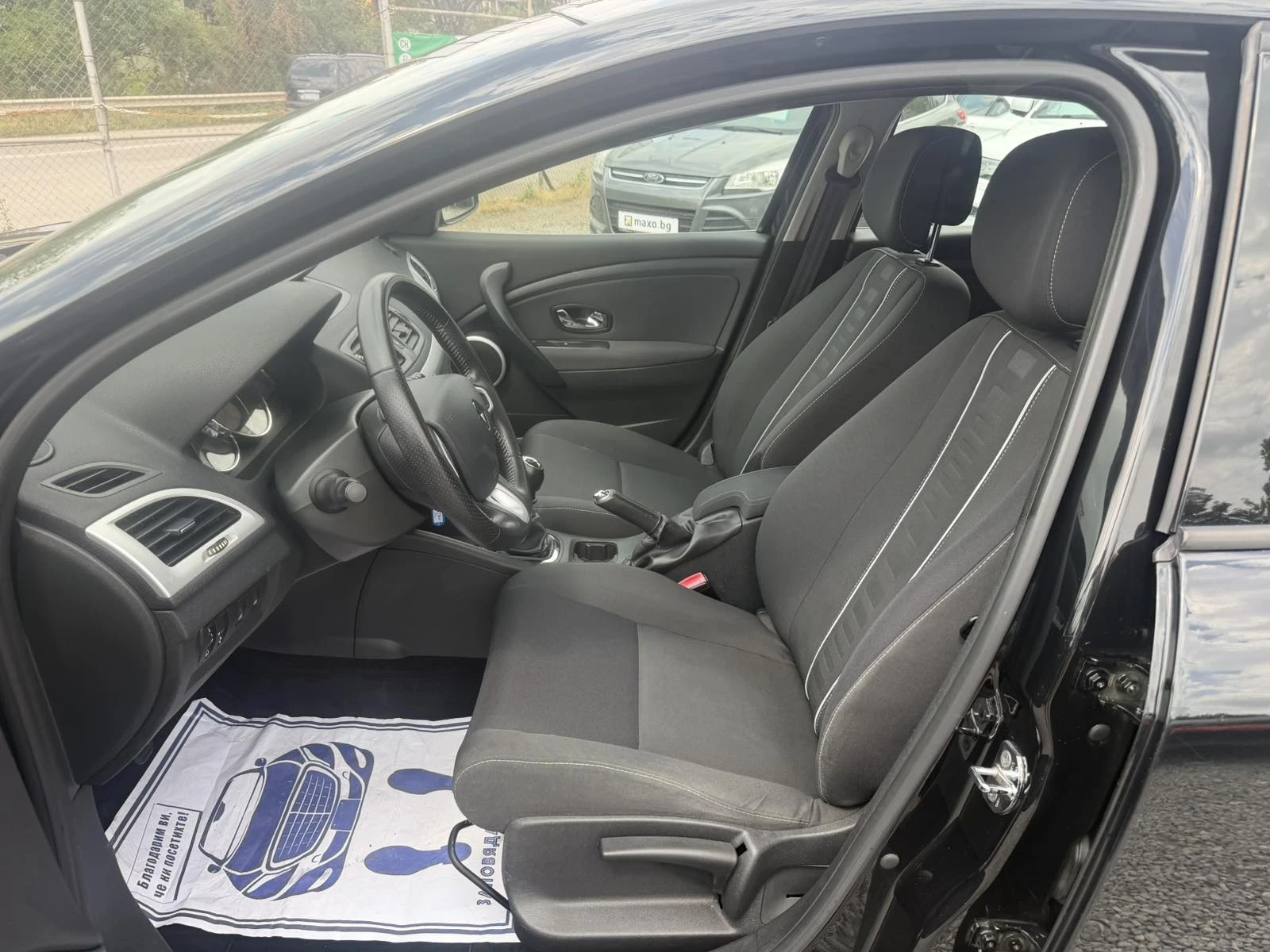 Renault Megane 1.2t/116к.с, снимка 9 - Автомобили и джипове - 55378669