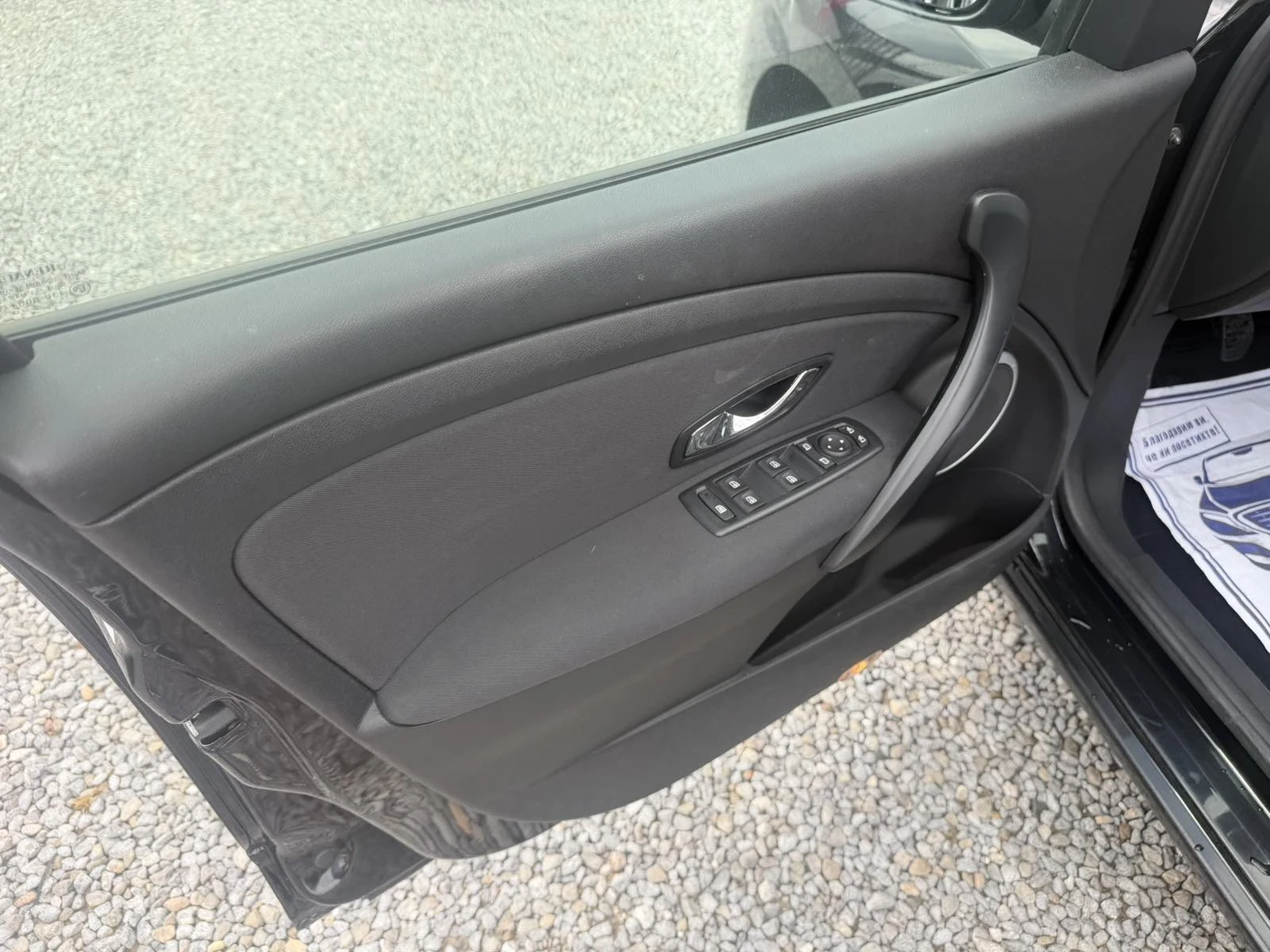 Renault Megane 1.2t/116к.с, снимка 8 - Автомобили и джипове - 55378669