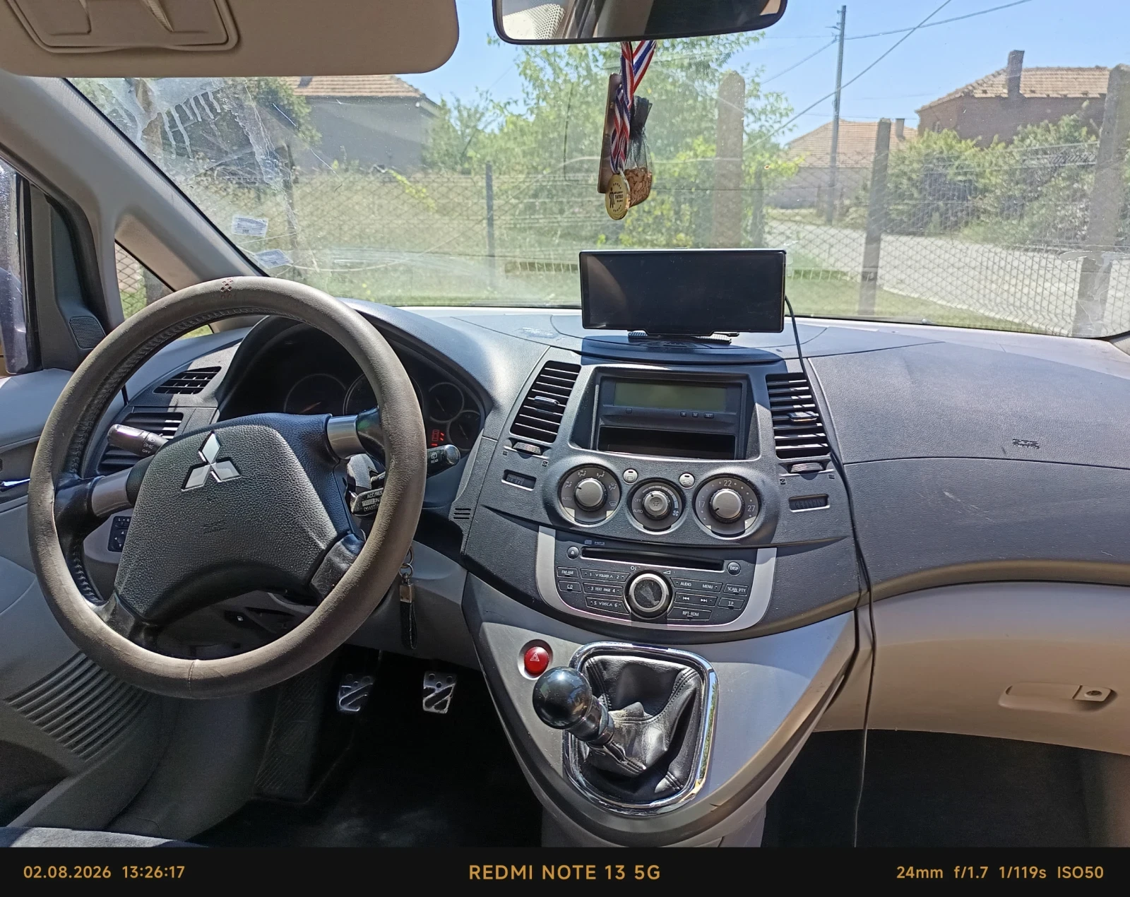 Mitsubishi Grandis, снимка 8 - Автомобили и джипове - 55510119