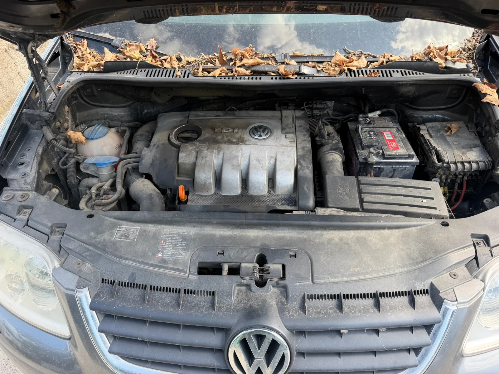 VW Touran 1.9TDI BLS, снимка 5 - Автомобили и джипове - 55633420