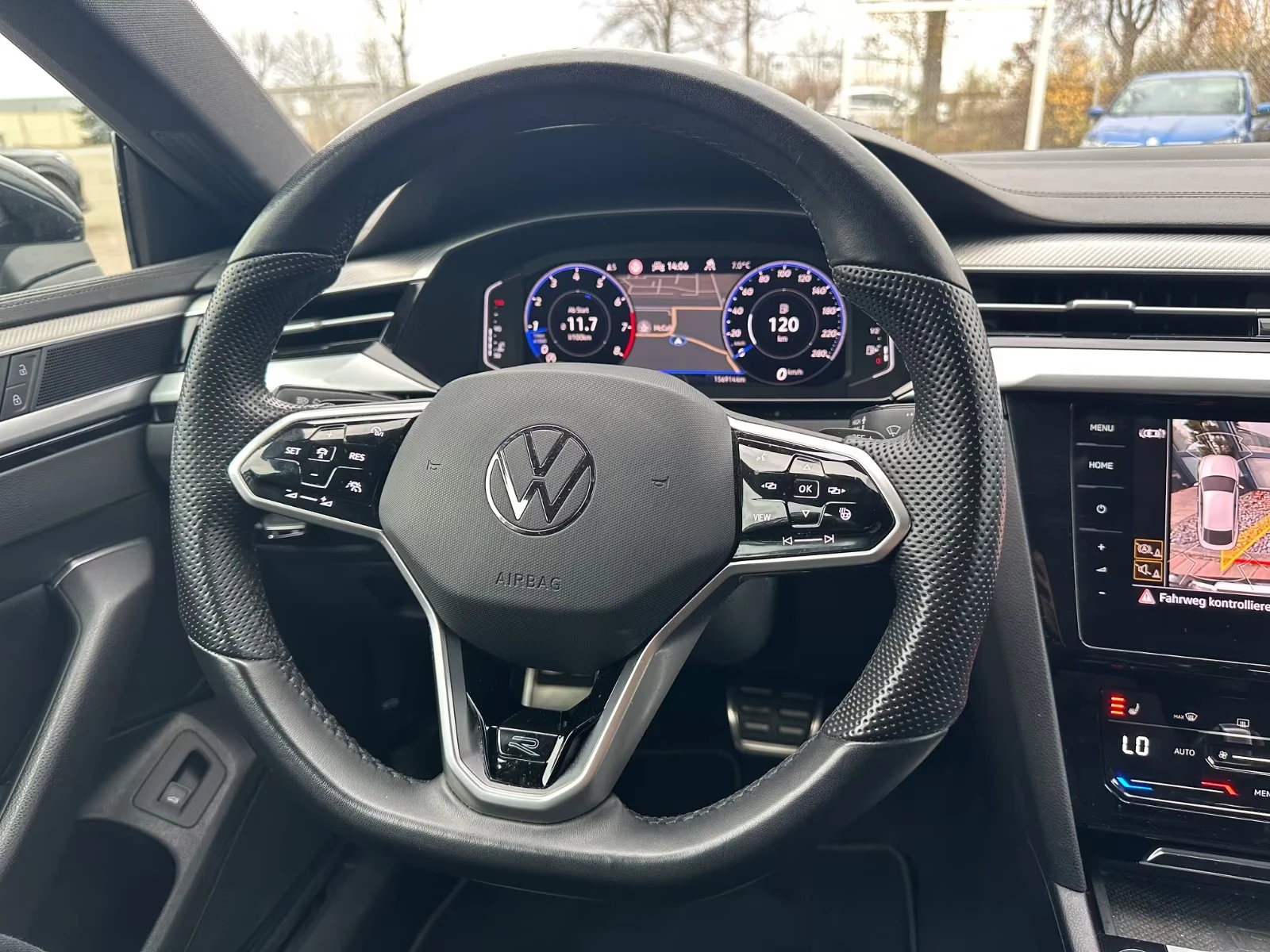 VW Arteon 2.0 TSI/280HP/4x4/R-LINE/CAM/336h | Mobile.bg � ����������� 12