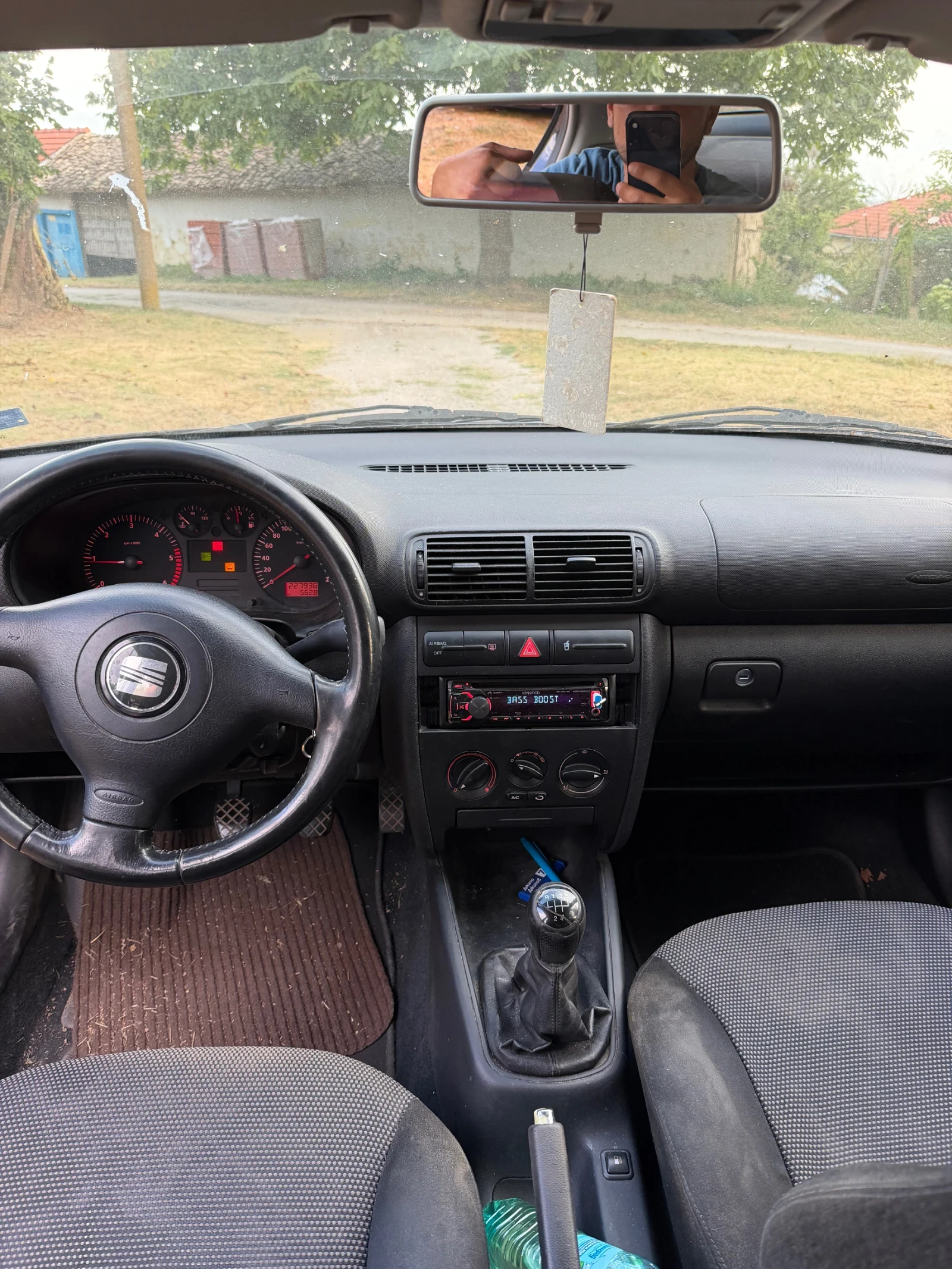 Seat Leon 1.9 TDi 90, снимка 7 - Автомобили и джипове - 55881664