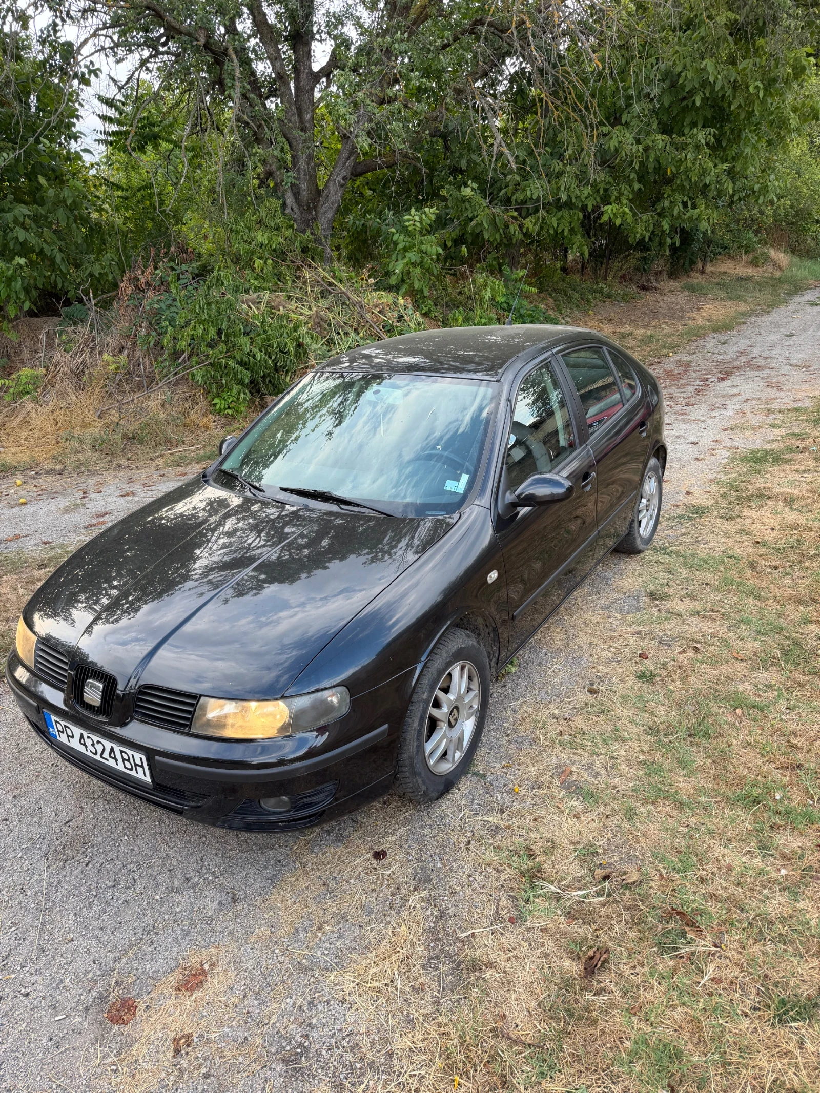 Seat Leon 1.9 TDi 90, снимка 4 - Автомобили и джипове - 55881664