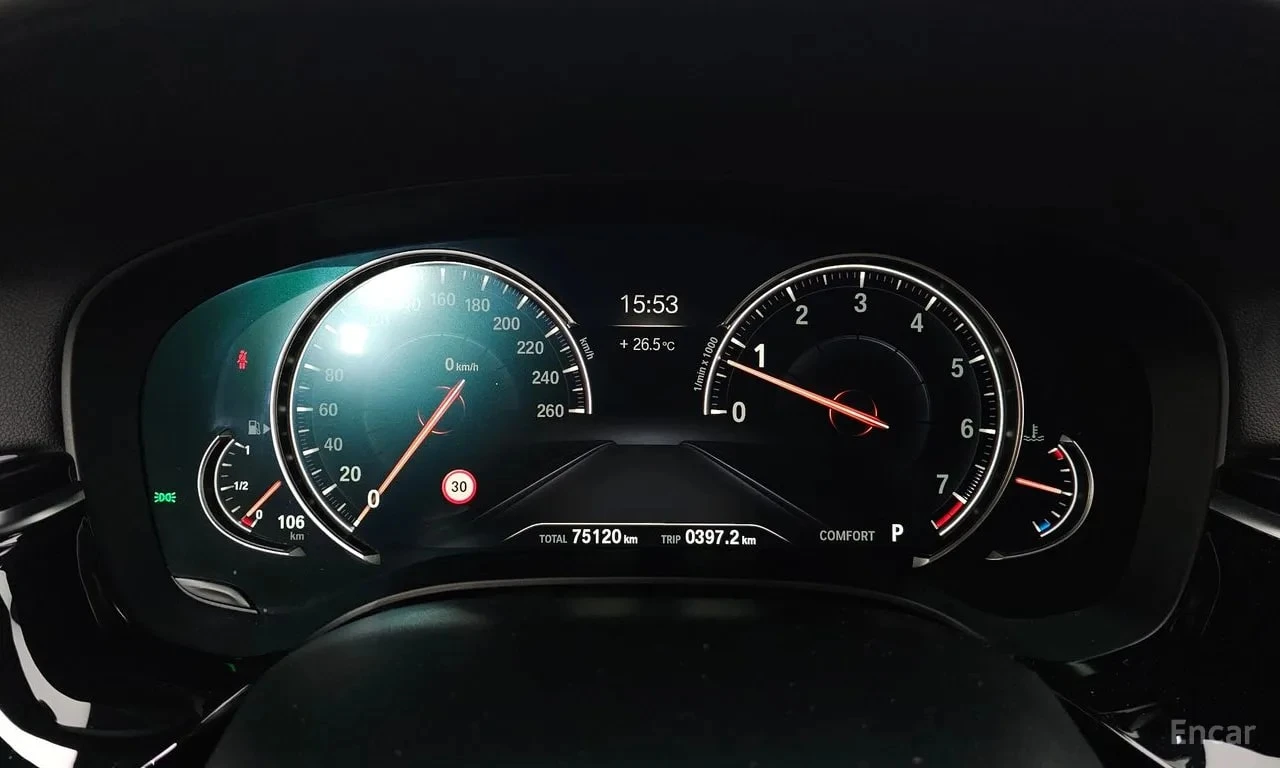 BMW 530 xDrive M Sport Plus/ДИСТРОНИК/360/ОБДУХ/ПОДГРЕВ, снимка 8 - Автомобили и джипове - 55897778