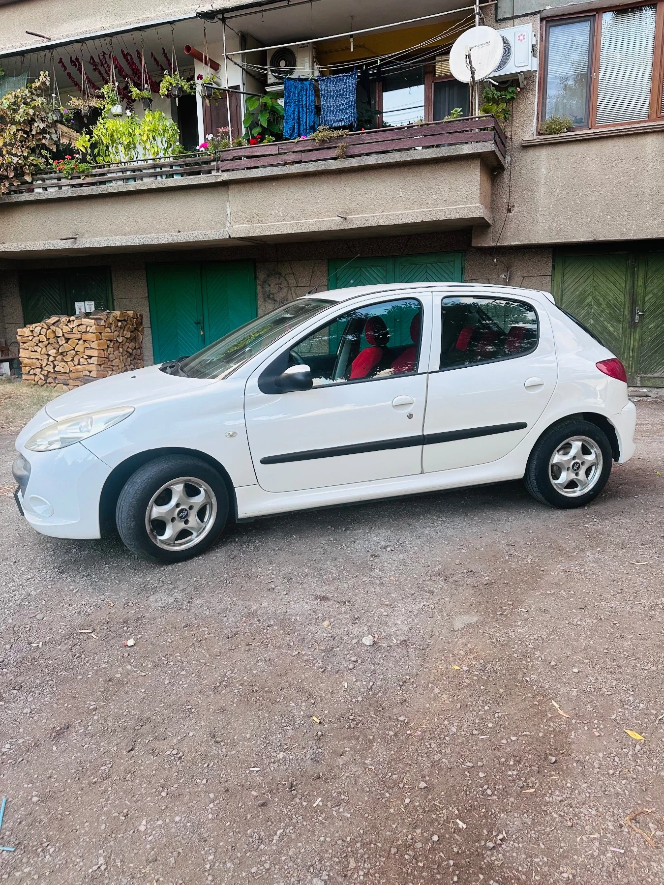 Peugeot 206 1.4, снимка 3 - Автомобили и джипове - 56247393