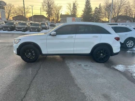 Mercedes-Benz GLC 300 * 4MATIC* DISTRONIC* PANORAMA* , снимка 11