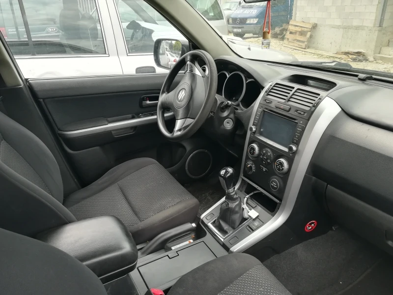 Suzuki Vitara 1.9 DDI/4X4/ЧАСТИ, снимка 6 - Автомобили и джипове - 28662483