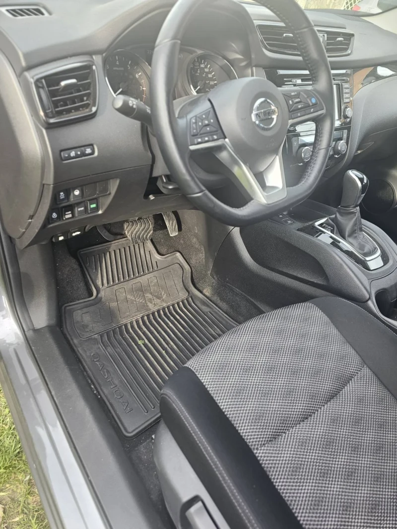 Nissan Qashqai 2.0 4x4 бензин , снимка 6 - Автомобили и джипове - 48046647