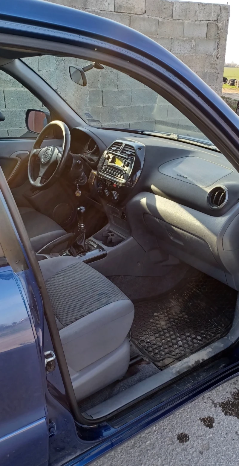 Toyota Rav4, снимка 10 - Автомобили и джипове - 49597726