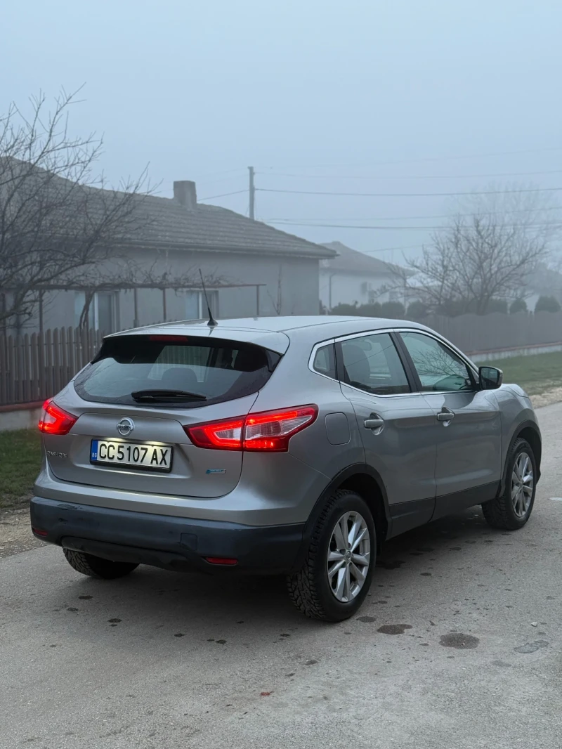 Nissan Qashqai, снимка 4 - Автомобили и джипове - 52815766