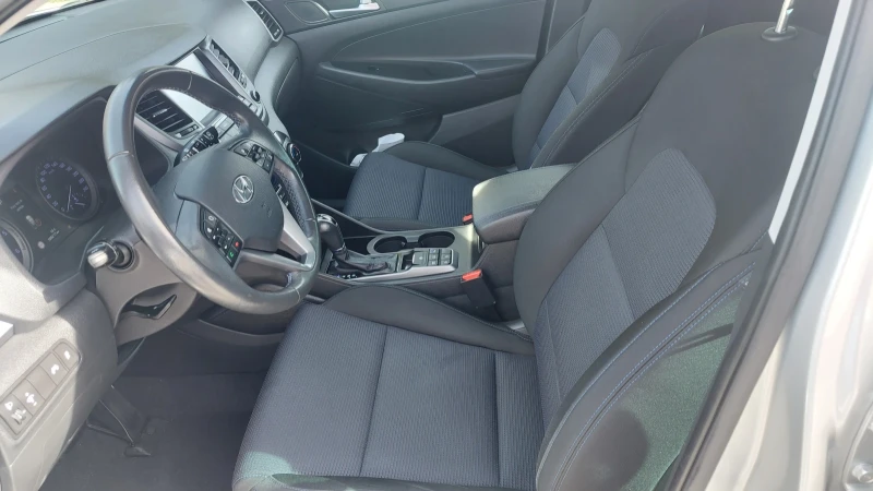 Hyundai Tucson 1.7 FULL EKSTRI, снимка 9 - Автомобили и джипове - 53539230