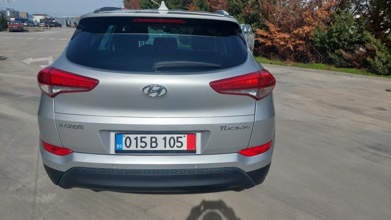 Hyundai Tucson 1.7 FULL EKSTRI, снимка 6 - Автомобили и джипове - 53539230