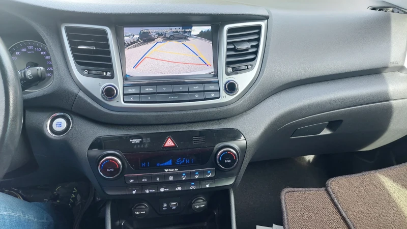 Hyundai Tucson 1.7 FULL EKSTRI, снимка 11 - Автомобили и джипове - 53539230