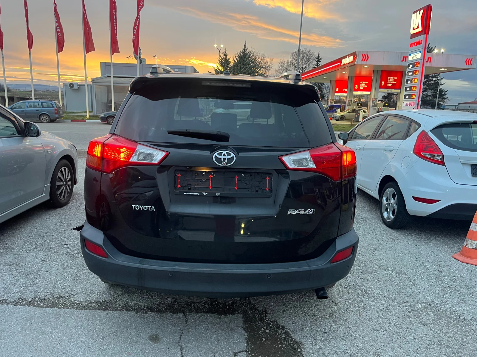 Toyota Rav4 2.0D EVRO 5B - изображение 4