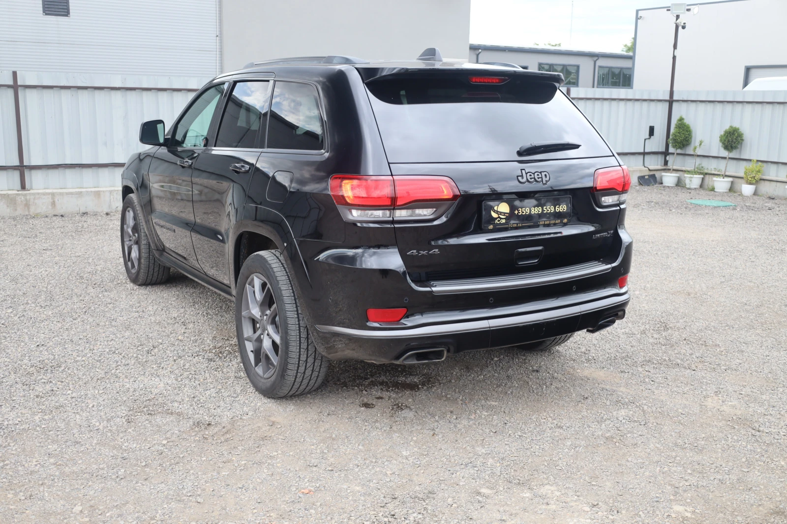 Jeep Grand cherokee 5.7 V8 HEMI Lim X Pano KAM KeyGO Distronic #iCarbg - изображение 6