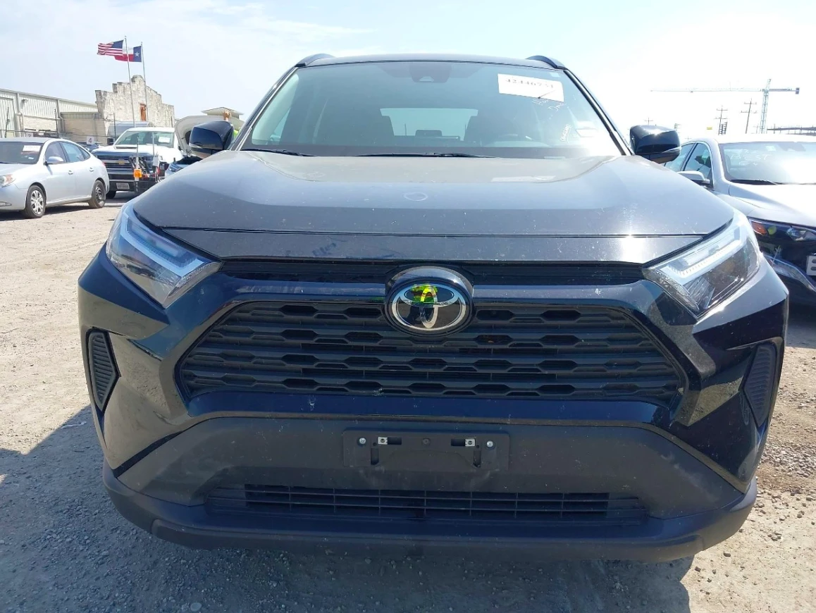 Toyota Rav4 XLE - изображение 4