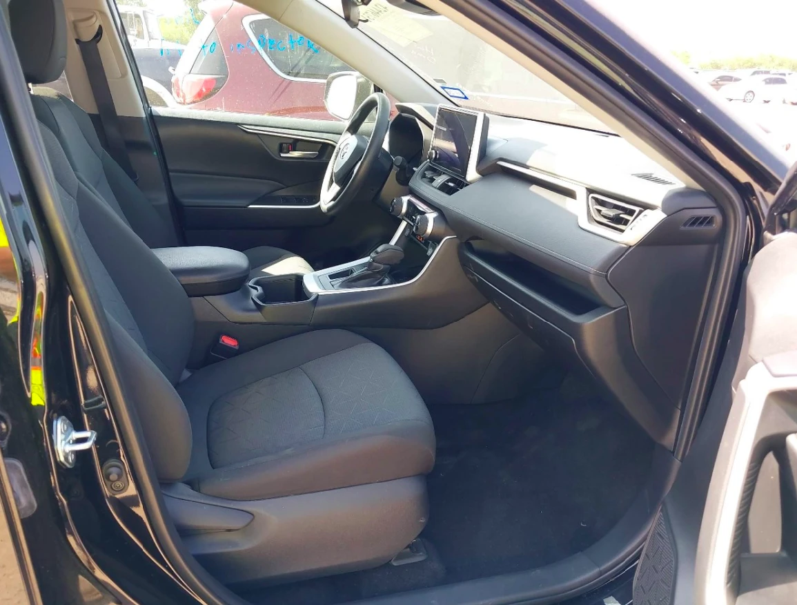 Toyota Rav4 XLE - изображение 6