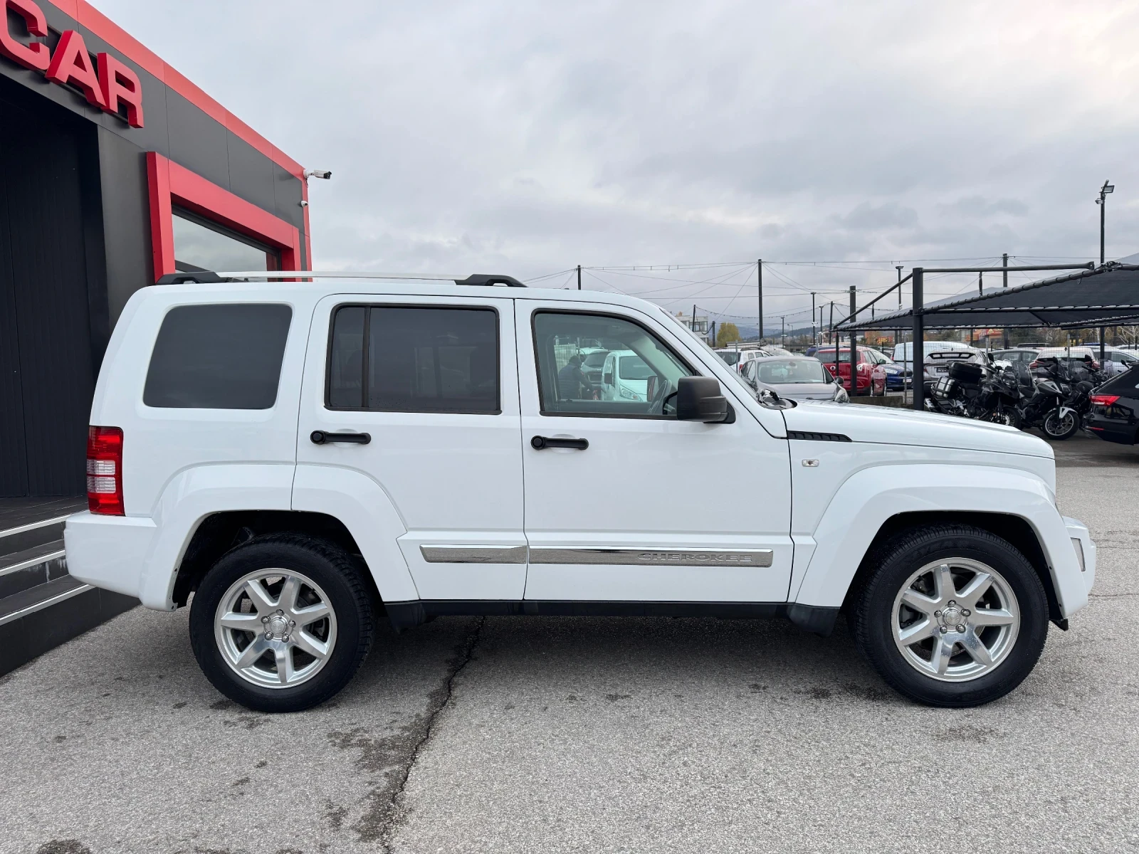 Jeep Cherokee 2.8D-AUT-NAVI---132.- | Mobile.bg   6